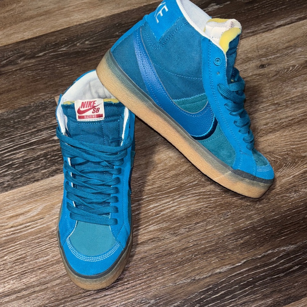 Nike Teal High-Top Sneakers